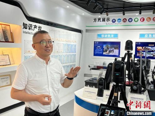 合肥 以新興產(chǎn)業(yè)為引擎，以“科大硅谷”為載體，驅(qū)動(dòng)技術(shù)開發(fā)與創(chuàng)新